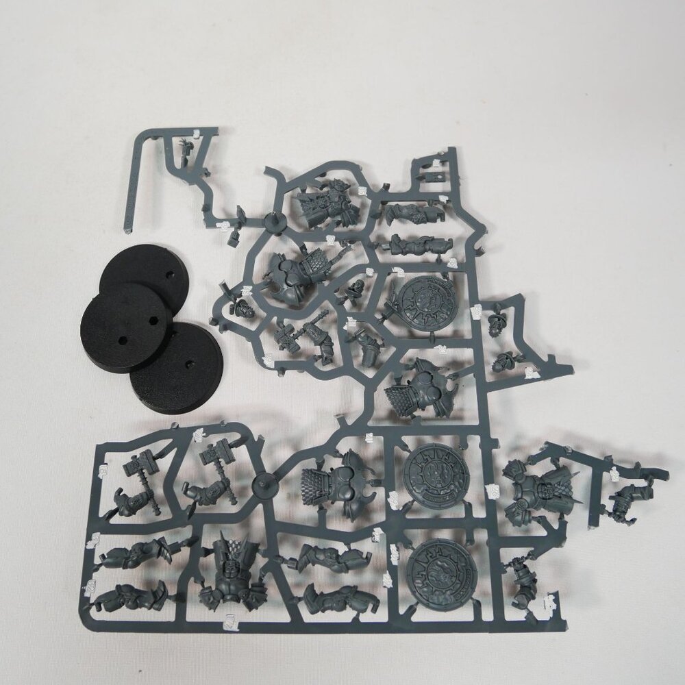 Warhammer Age Of Sigmar Stormcast Annihilators X3 GW New On Sprue - Picture 2 of 3